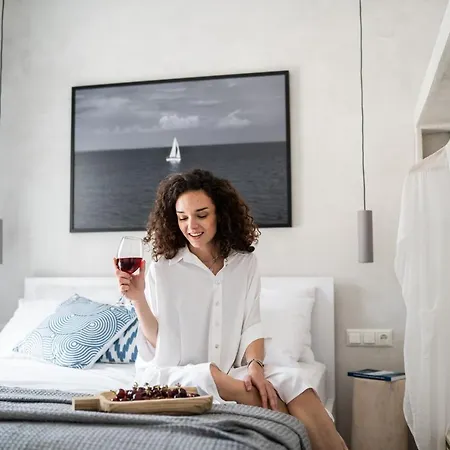 Iraklitsa Apartment *